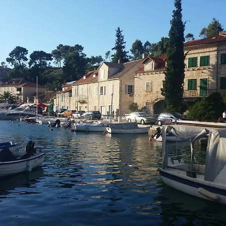 Bobovisca, Old Stone House With Private Pool Holiday home *