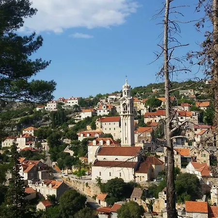 Holiday home Bobovisca, Old Stone House With Private Pool