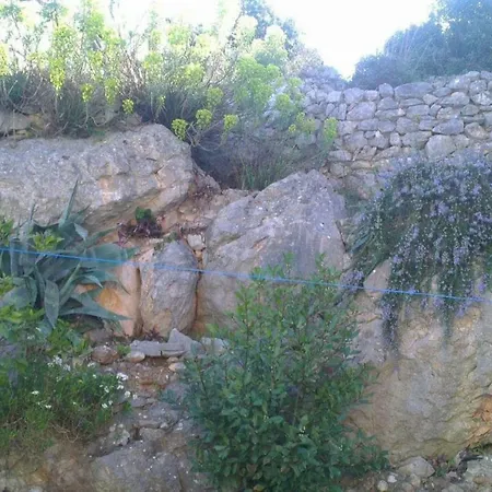 Bobovisca, Old Stone House With Private Pool * Bobovišća