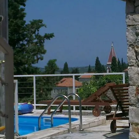 Bobovisca, Old Stone House With Private Pool Nyaraló Bobovišća