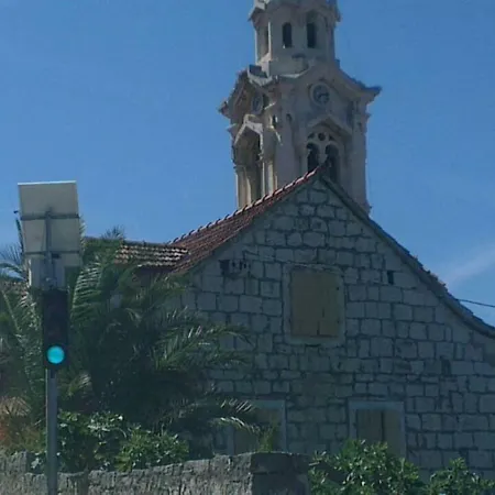 Bobovisca, Old Stone House With Private Pool * Bobovišća